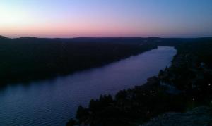 299649_2369099719925_733205609_n